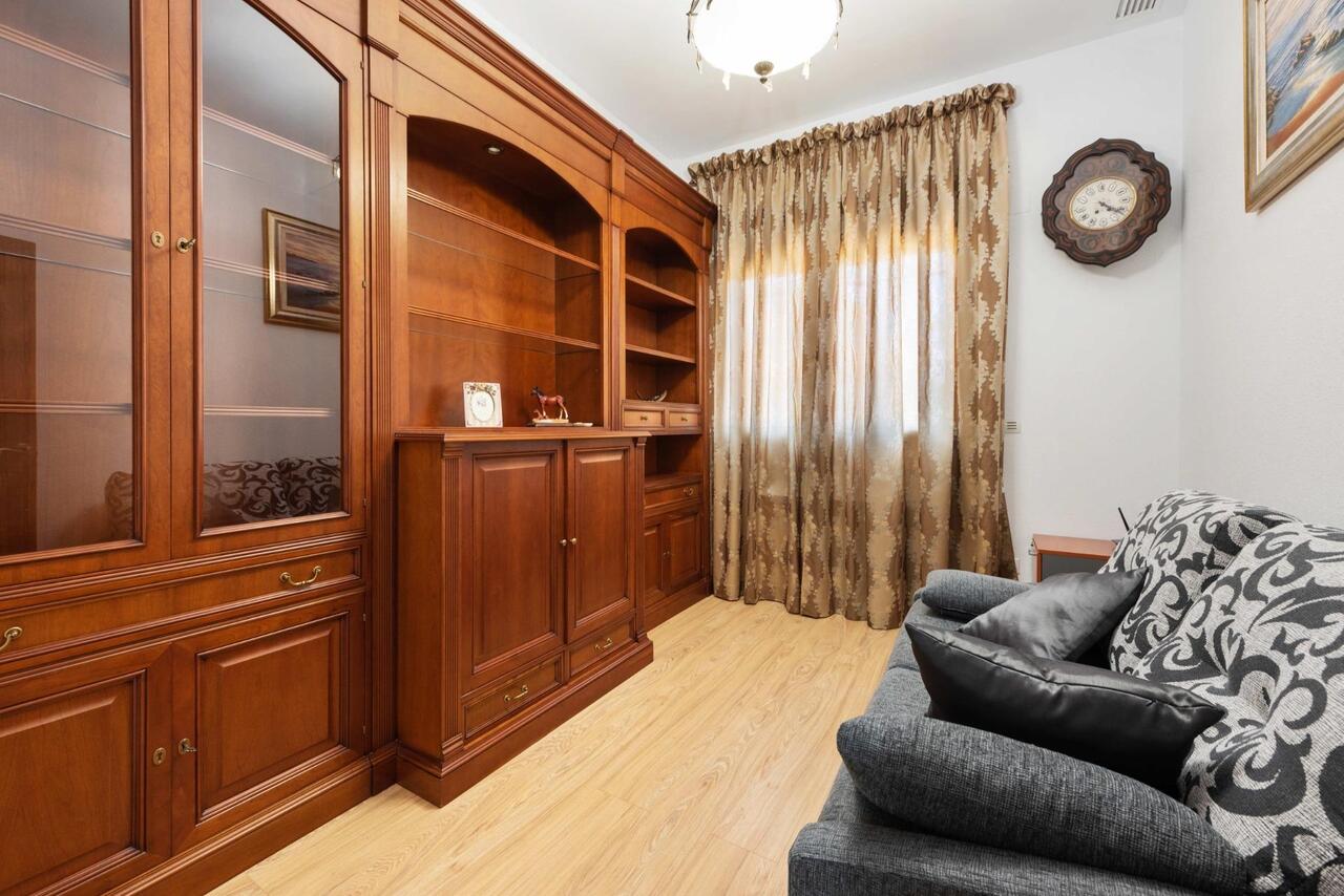 COR3002-2344: Villa for sale in Orihuela Costa