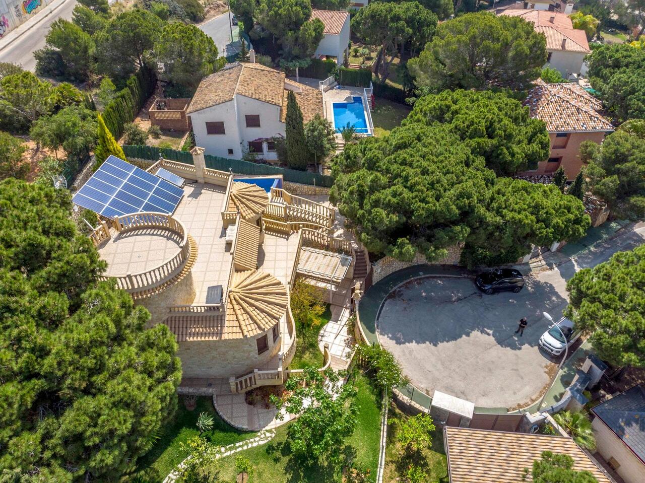 COR3002-2344: Villa for sale in Orihuela Costa