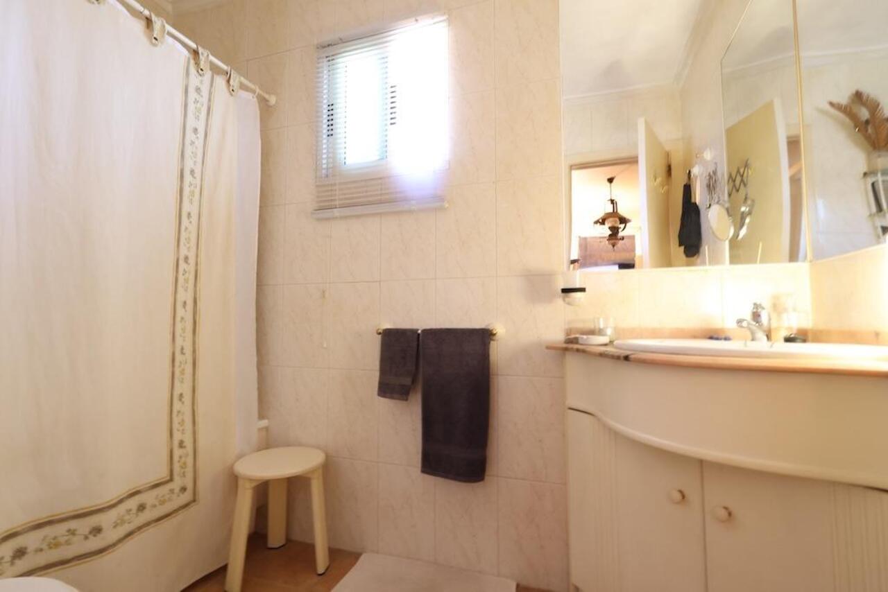 COR3004-2344: Villa for sale in Torrevieja