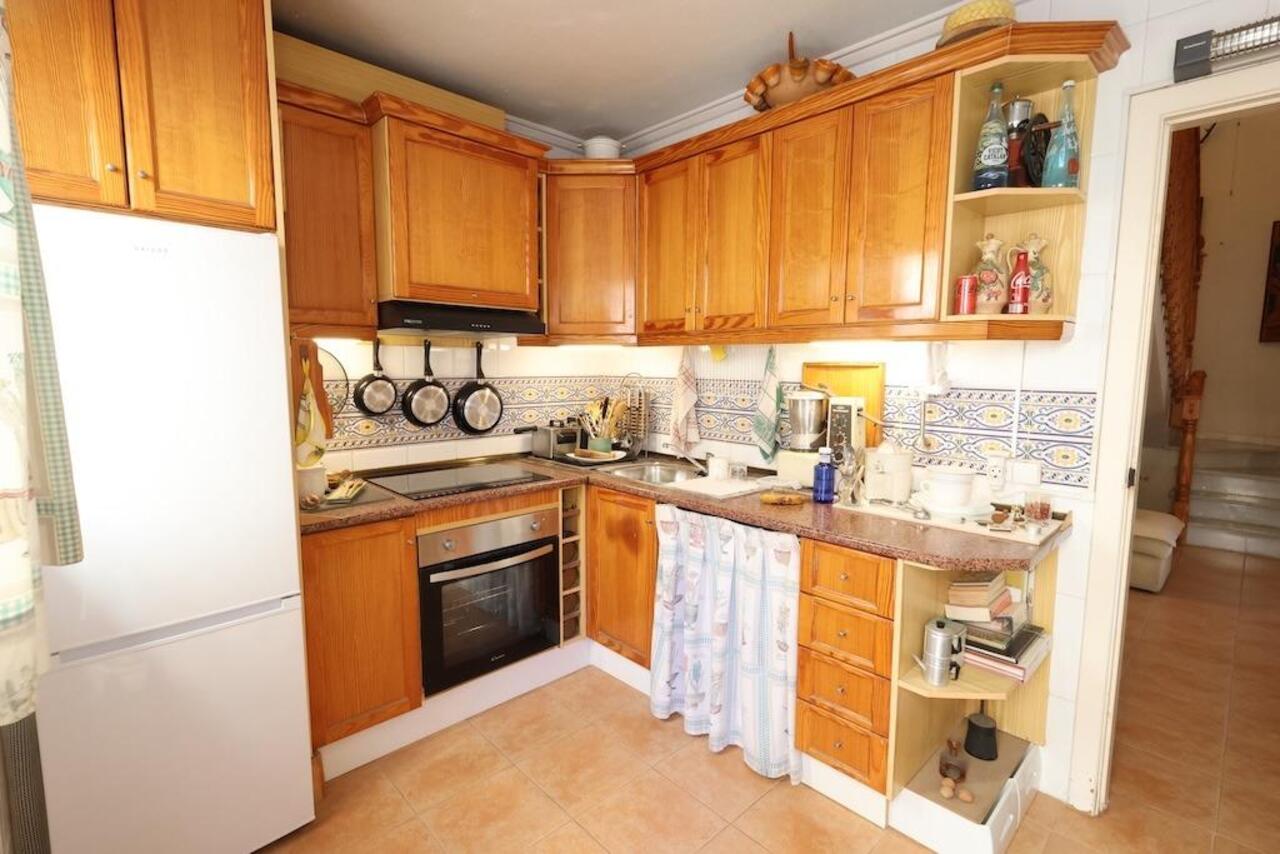 COR3004-2344: Villa for sale in Torrevieja