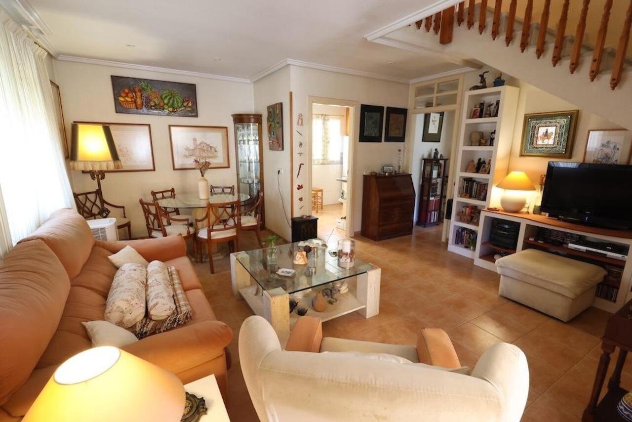 COR3004-2344: Villa for sale in Torrevieja
