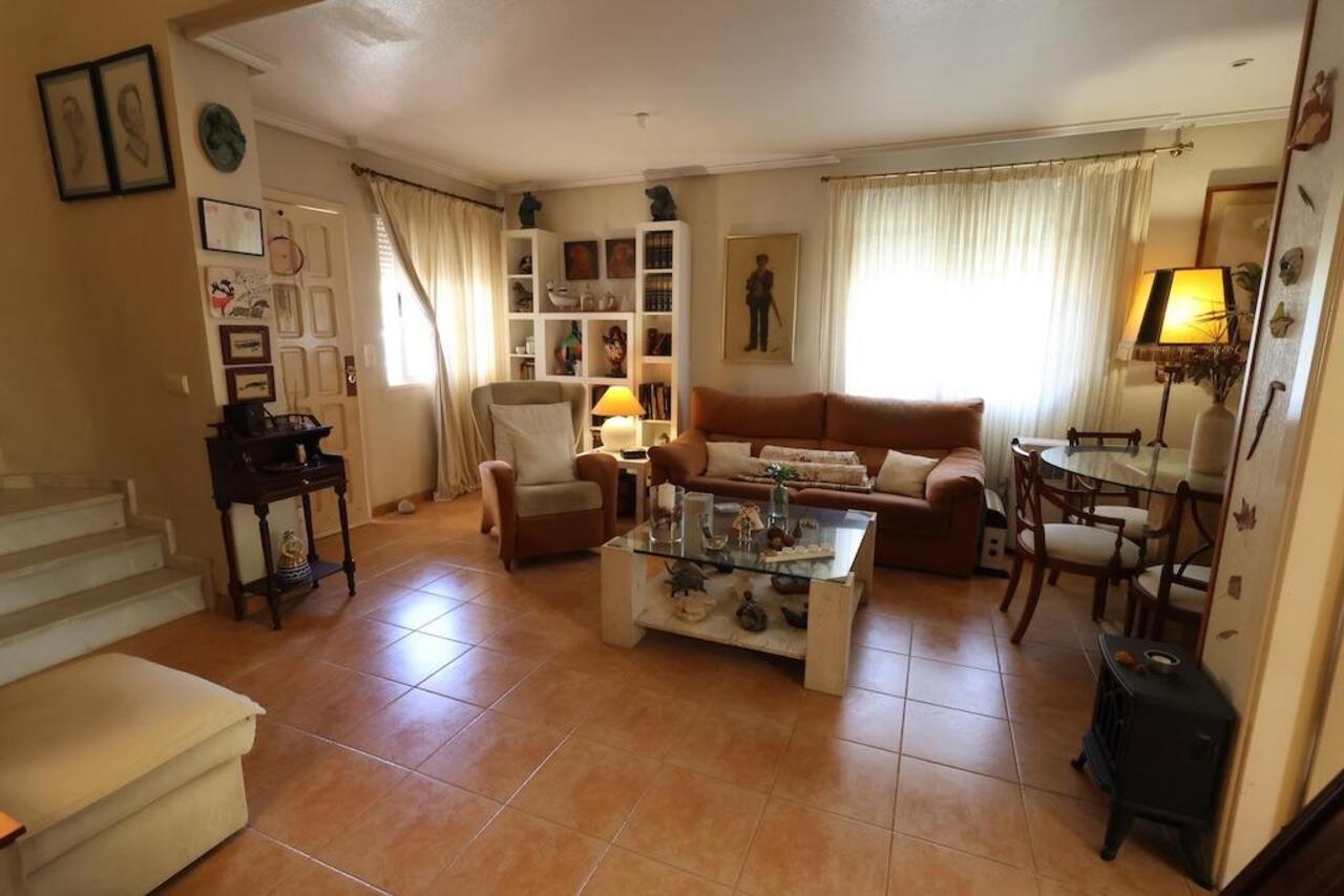 COR3004-2344: Villa for sale in Torrevieja