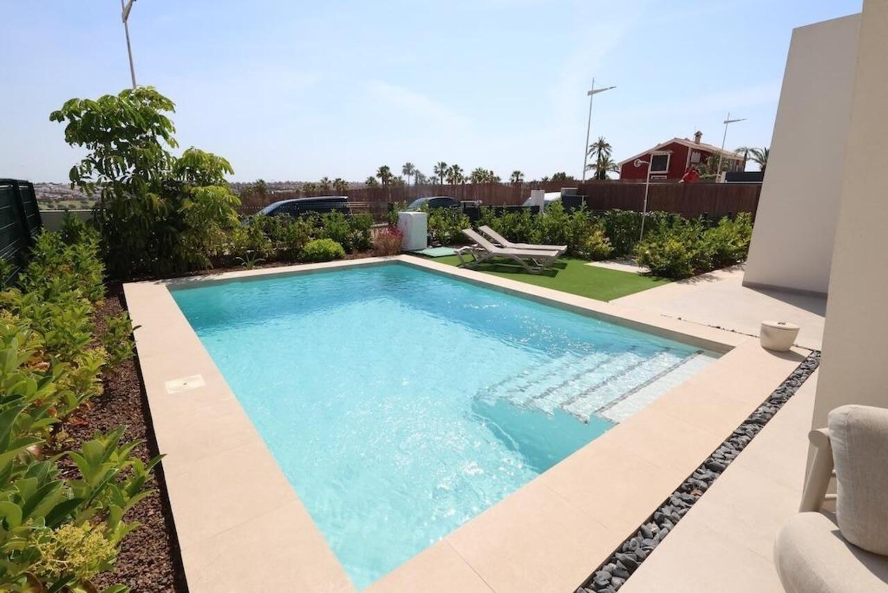 COR3011-2344: Villa for sale in Algorfa