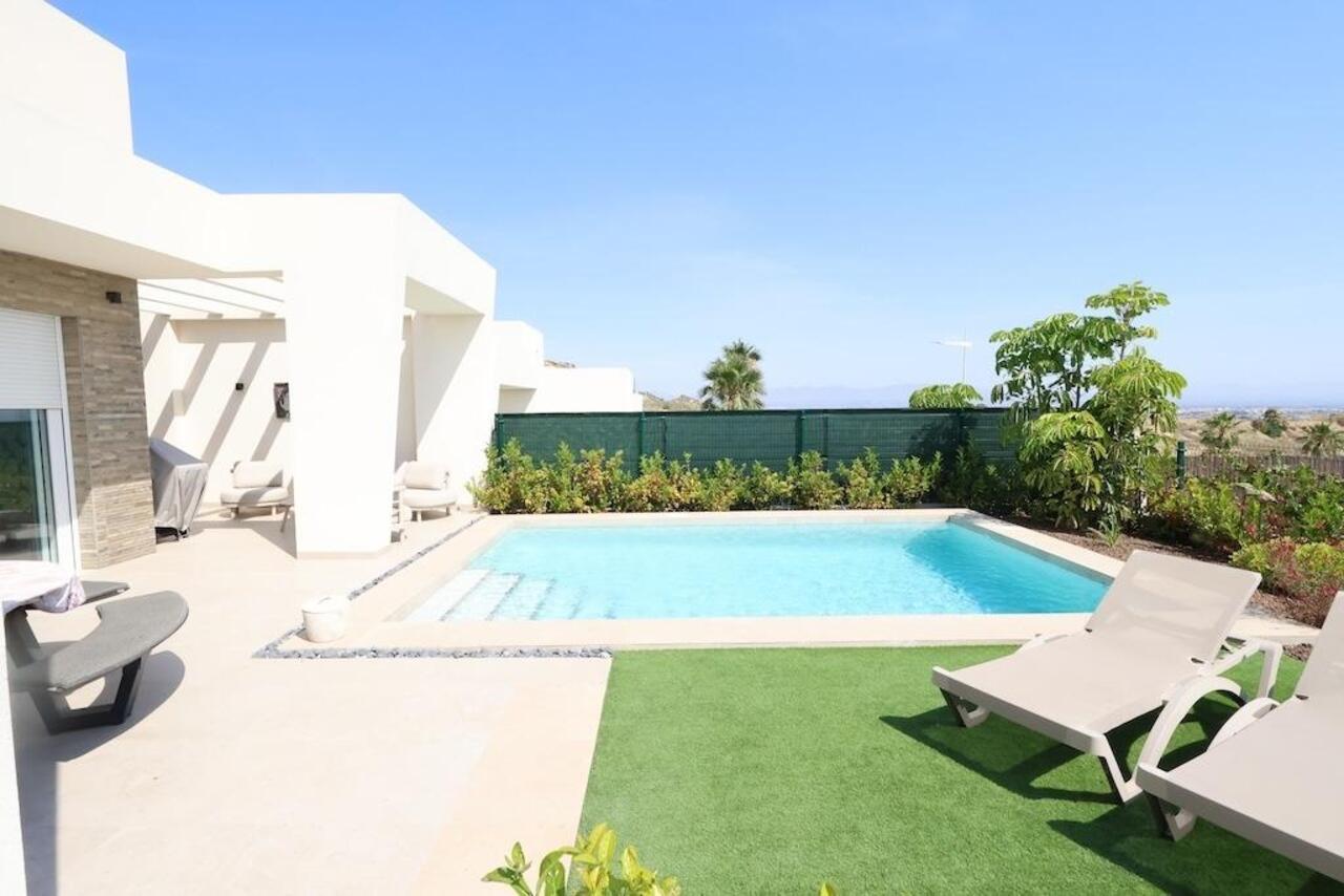 COR3011-2344: Villa for sale in Algorfa