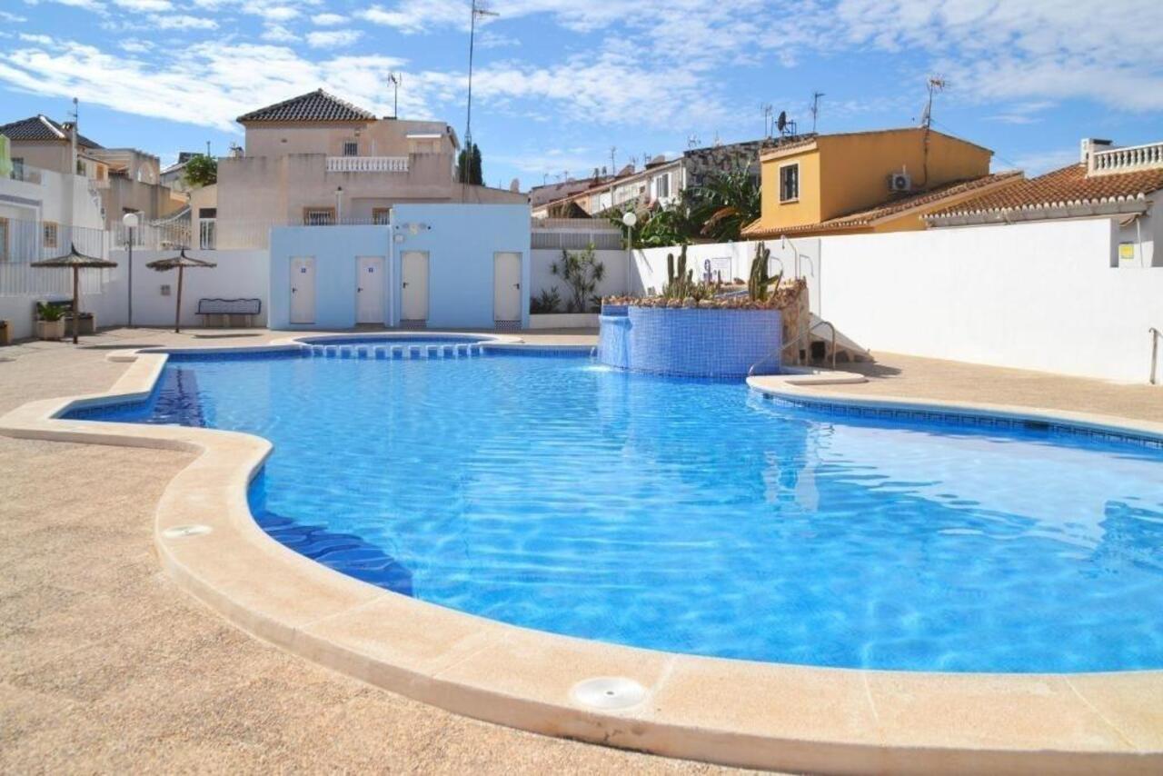 COR3015-2344: Terraced house for sale in Torrevieja