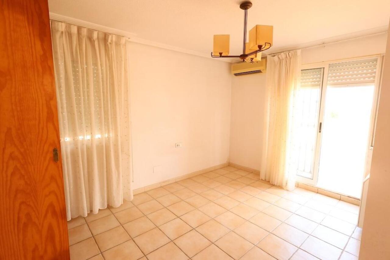 COR3015-2344: Terraced house for sale in Torrevieja