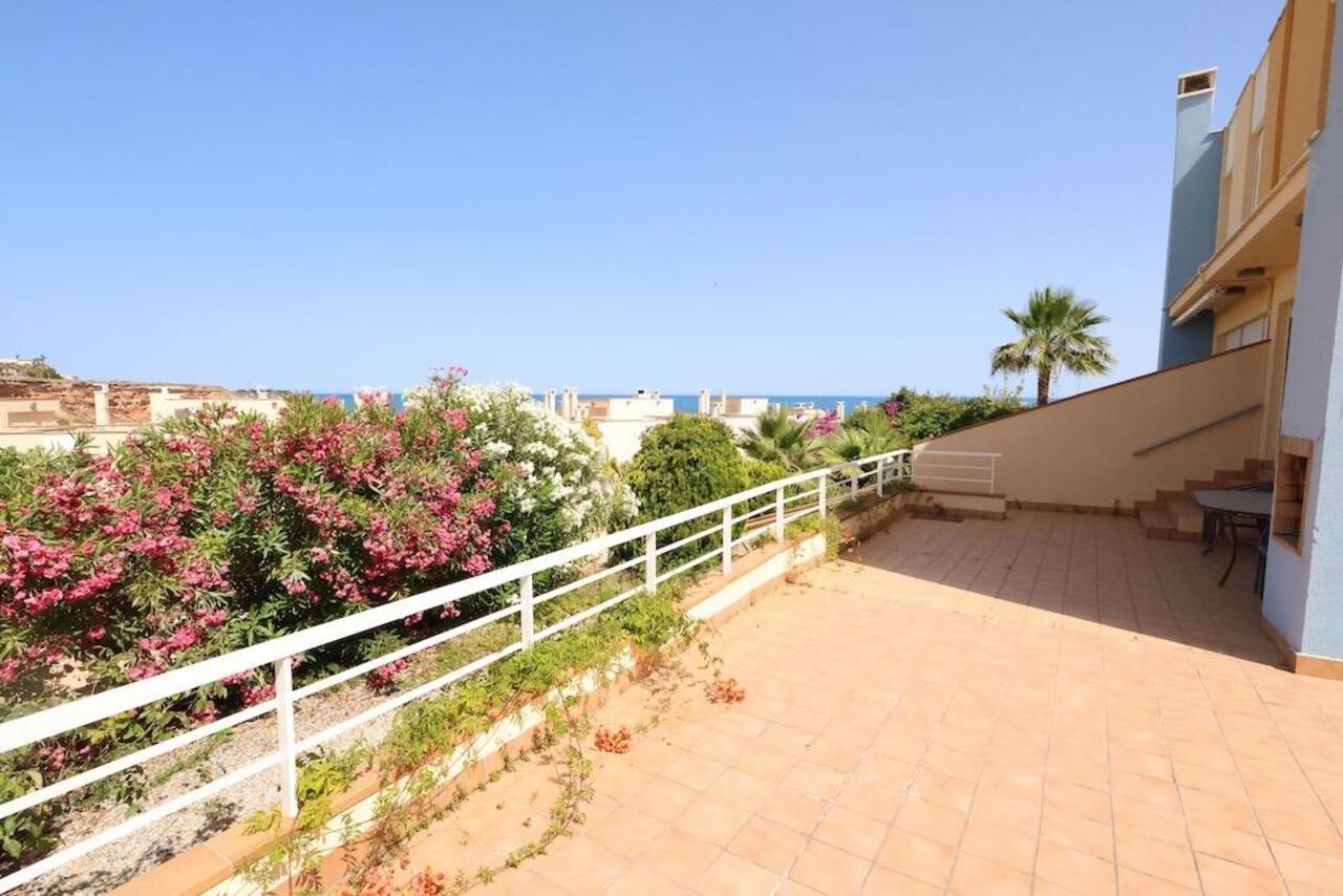 COR3017-2344: Terraced house for sale in Orihuela Costa