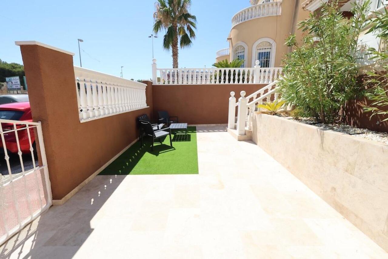 COR3027-2344: Villa for sale in Orihuela Costa