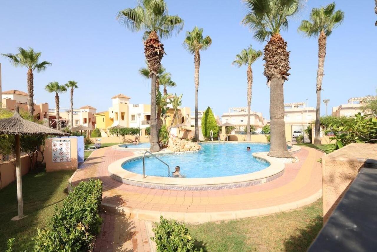 COR3033-2344: Bungalow for sale in Torrevieja
