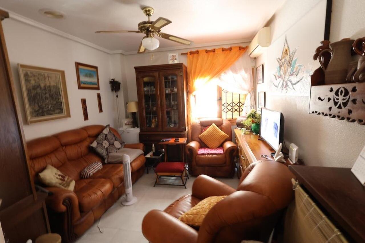 COR3037-2344: Bungalow for sale in Torrevieja