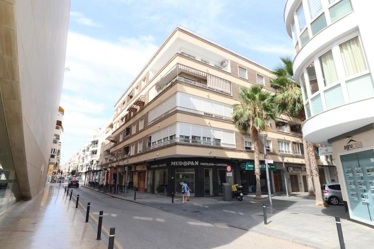 COR3046-2344: Penthouse for sale in Torrevieja