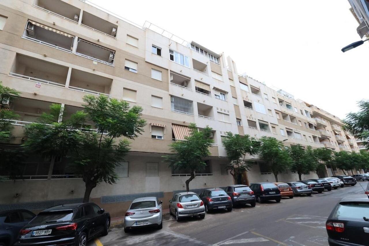 COR3049-2344: Apartment for sale in Torrevieja