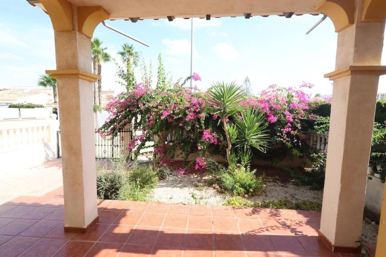 COR3053-2344: Terraced house for sale in Orihuela Costa