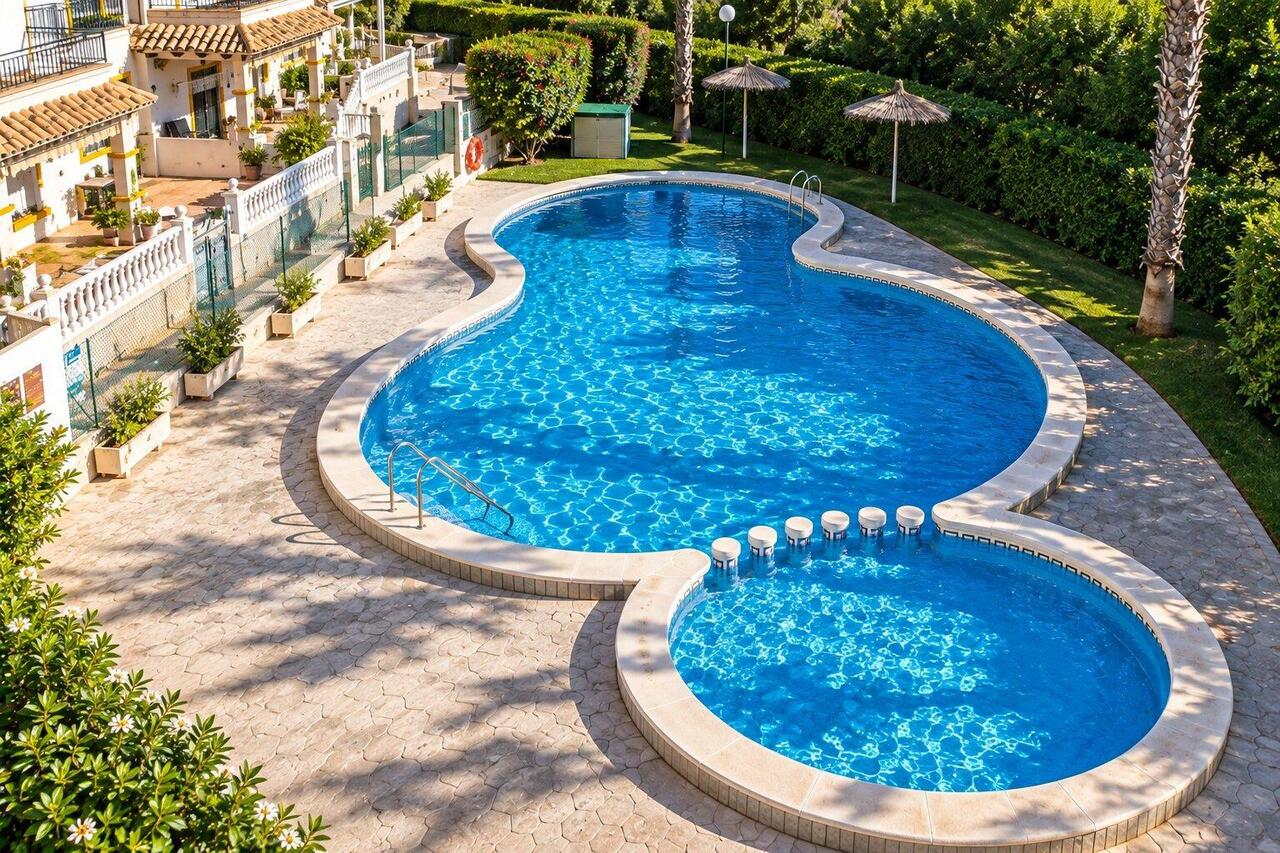 COR3053-2344: Terraced house for sale in Orihuela Costa