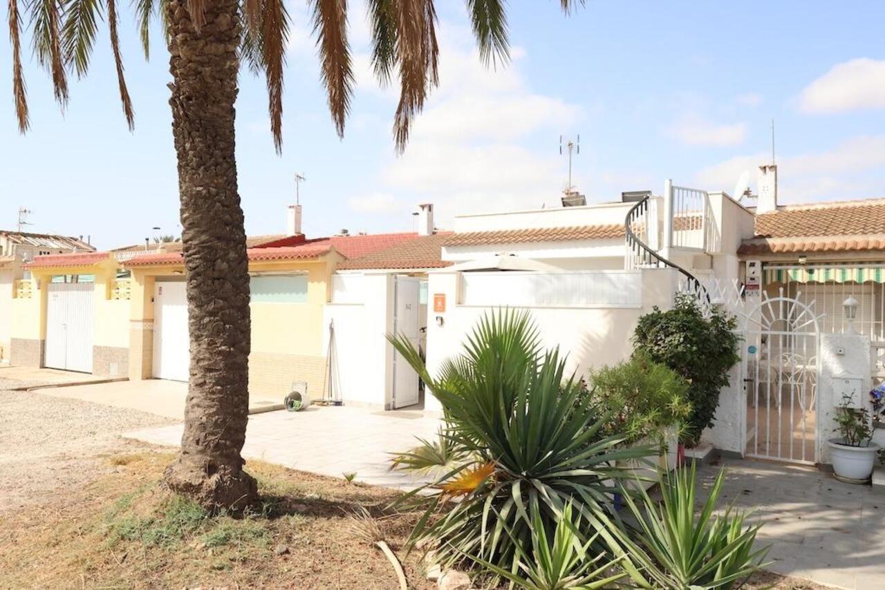 COR3056-2344: Bungalow for sale in Torrevieja