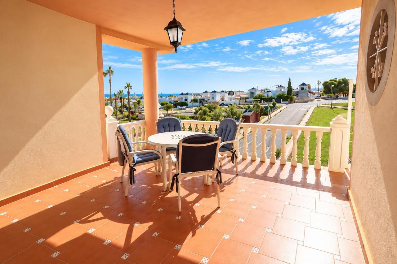 COR3062-2344: Apartment for sale in Torrevieja