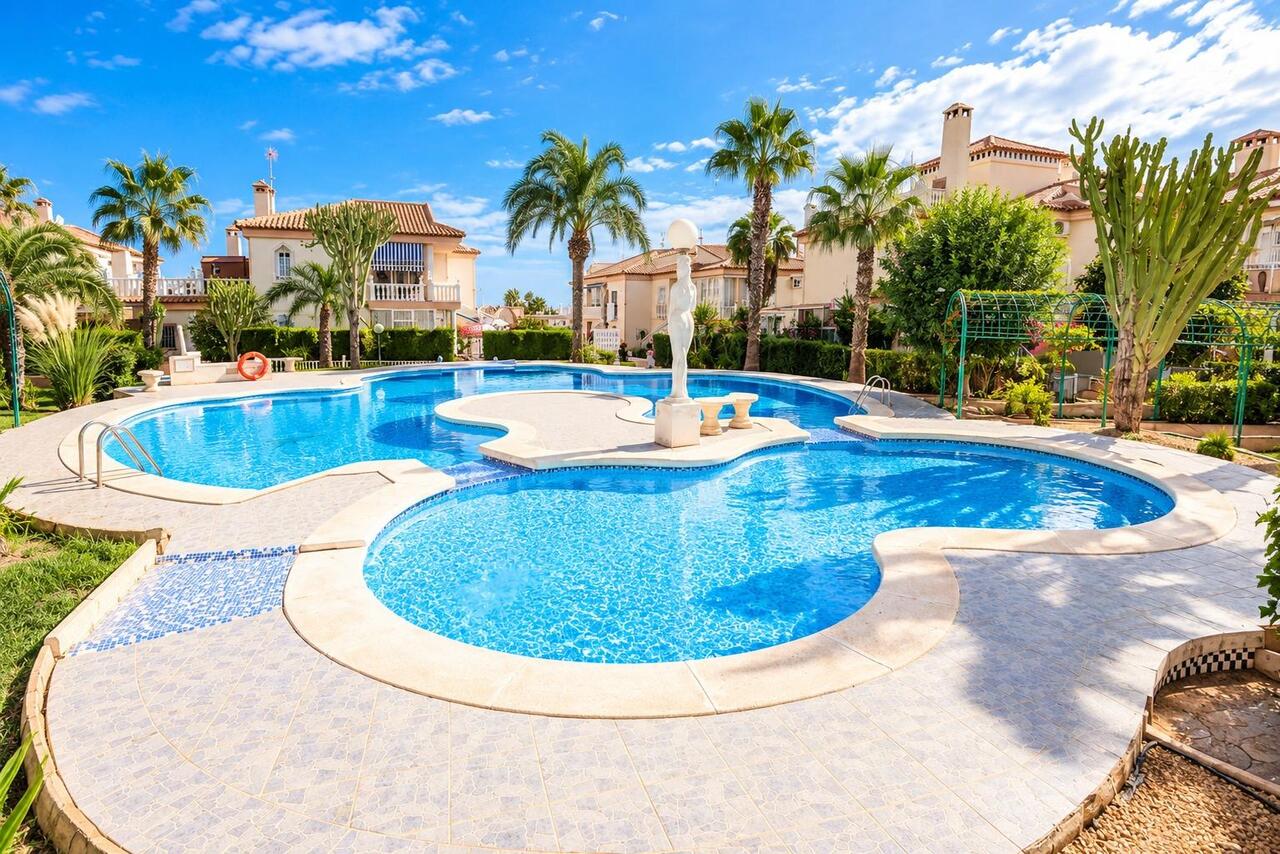COR3062-2344: Apartment for sale in Torrevieja