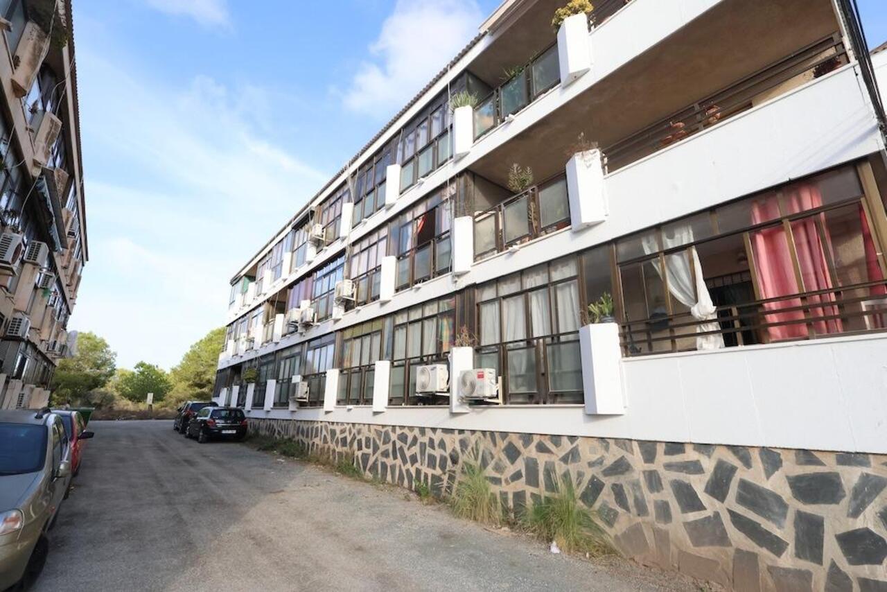 COR3066-2344: Studio for sale in Torrevieja