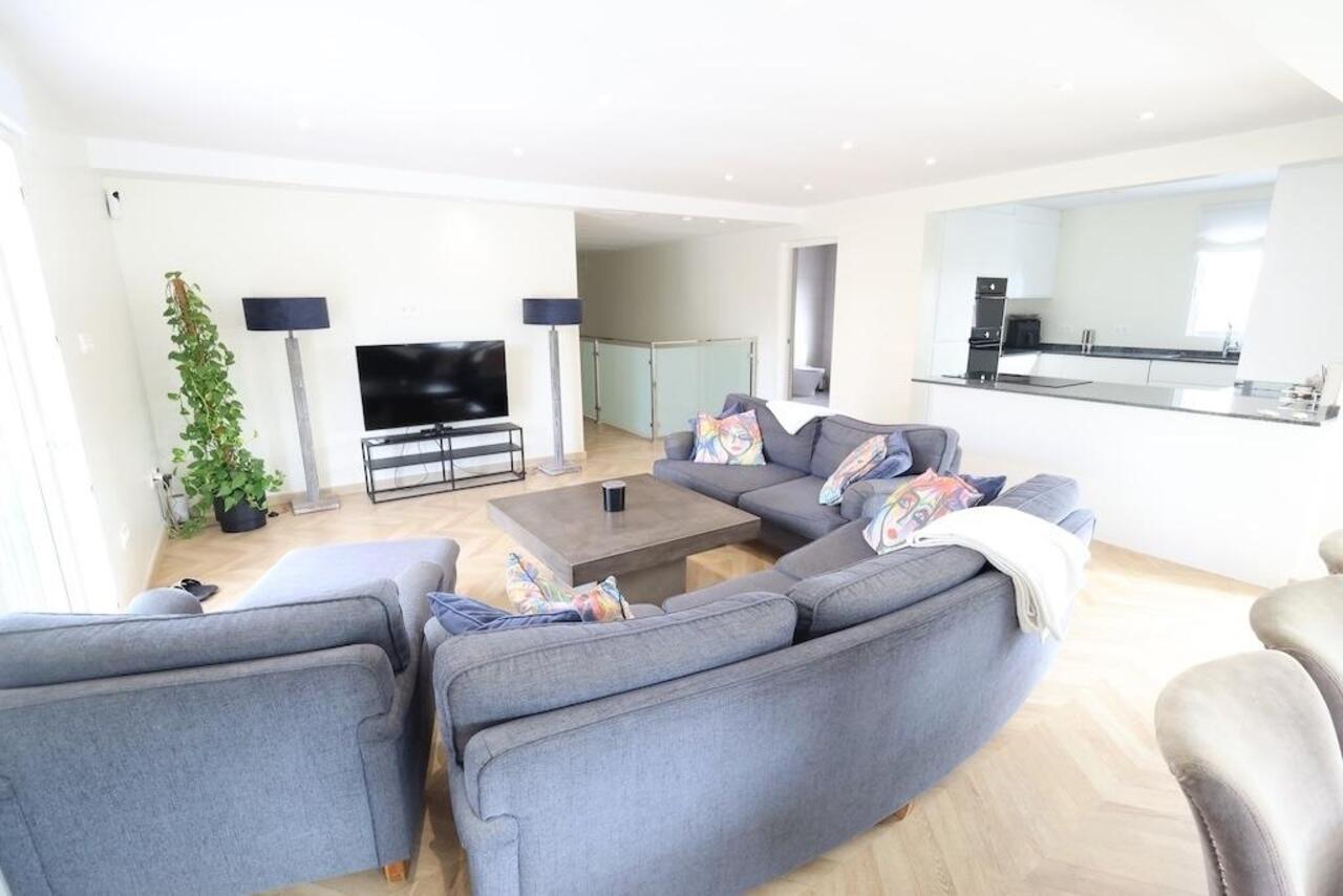 COR3069-2344: Villa for sale in Torrevieja
