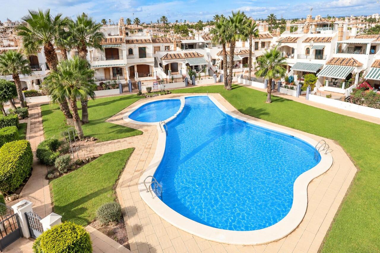 COR3070-2344: Duplex for sale in Orihuela Costa