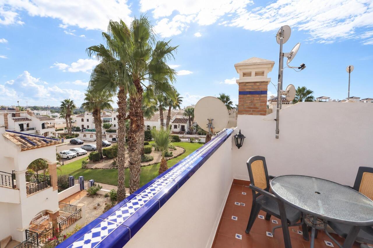 COR3070-2344: Duplex for sale in Orihuela Costa