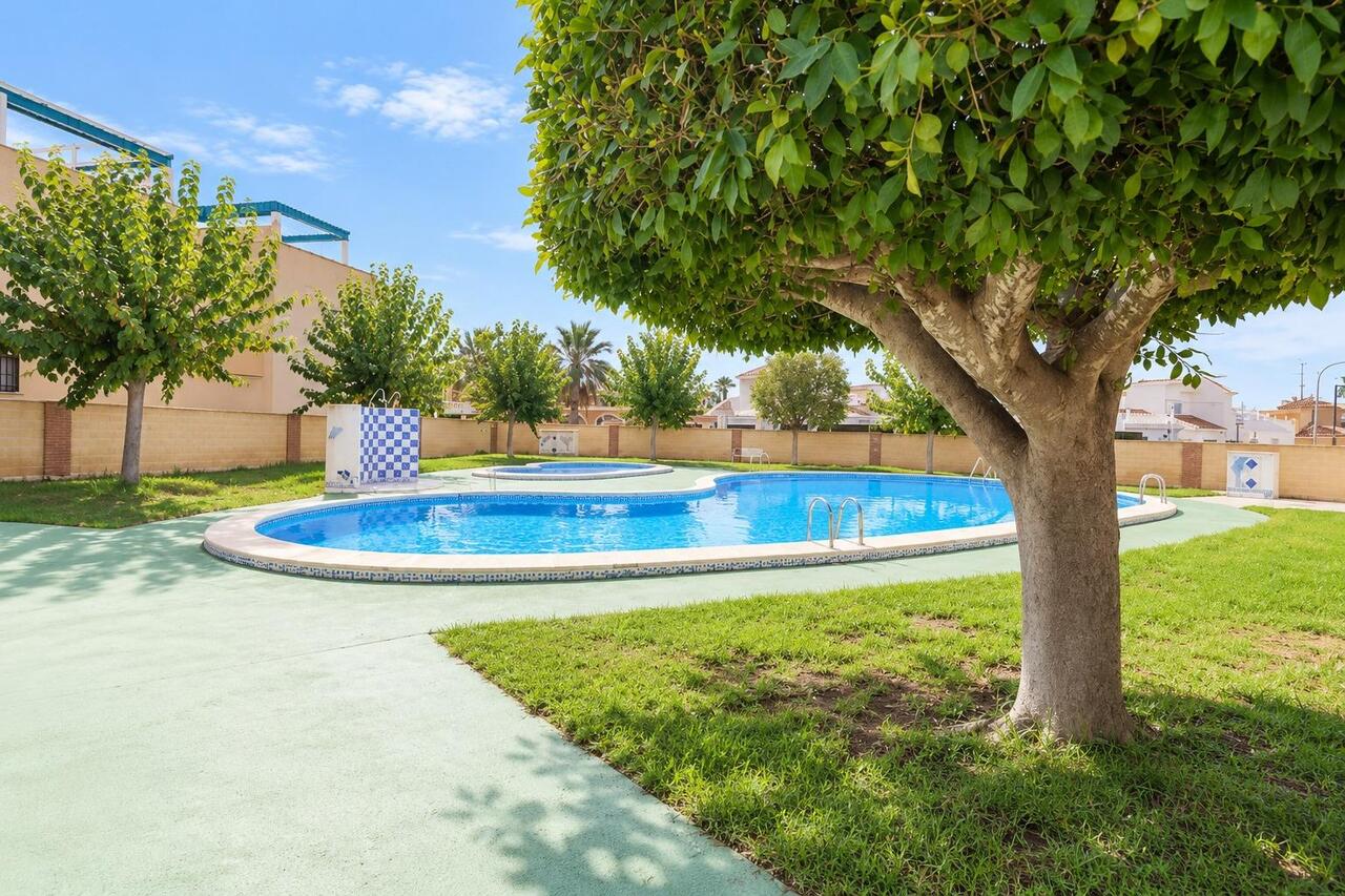 COR3074-2344: Bungalow for sale in Torrevieja