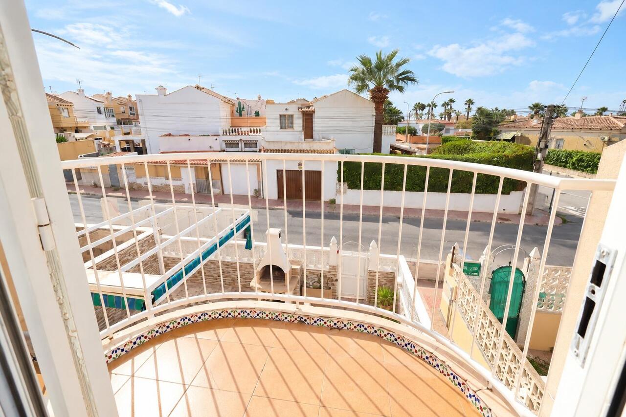 COR3074-2344: Bungalow for sale in Torrevieja