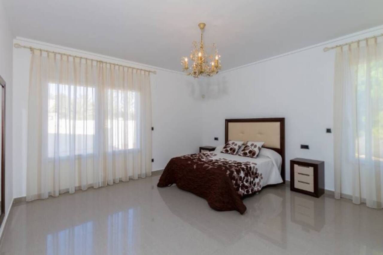 COR1859-2344: Villa for sale in Orihuela Costa